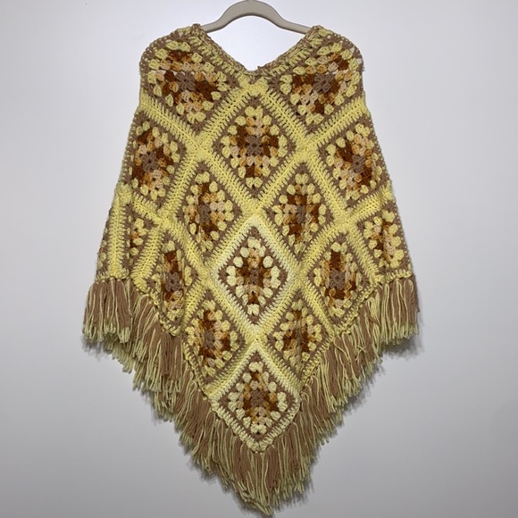 Vintage Handmade Bohemian Crochet Poncho Cape - Picture 3 of 8
